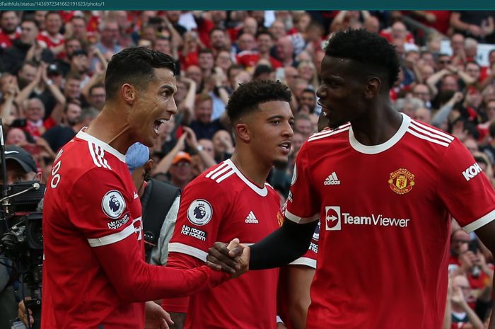 Momen kebersamaan Cristiano Ronaldo dan Paul Pogba dalam laga Manchester United kontra Newcastle United.