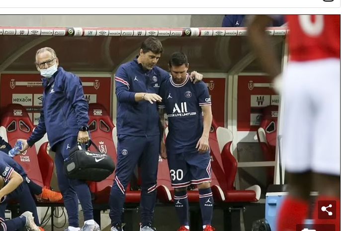 Mauricio Pochettino bersama Lionel Messi.