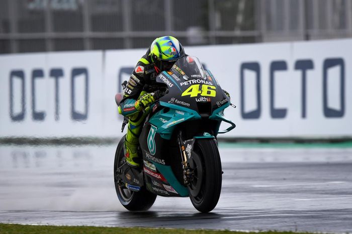 Pembalap Petronas Yamaha SRT, Valentino Rossi, pada hari pertama MotoGP San Marino 2021 di Sirkuit Misano, Jumat (17/9/2021).