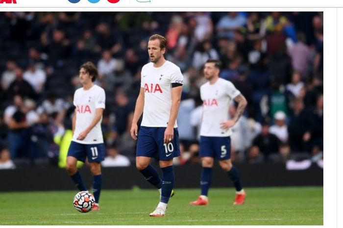 Ekspresi penyerang Tottenham Hotspur, Harry Kane, usai laga kontra Chelsea pada Minggu (19/9/2021) malam WIB.