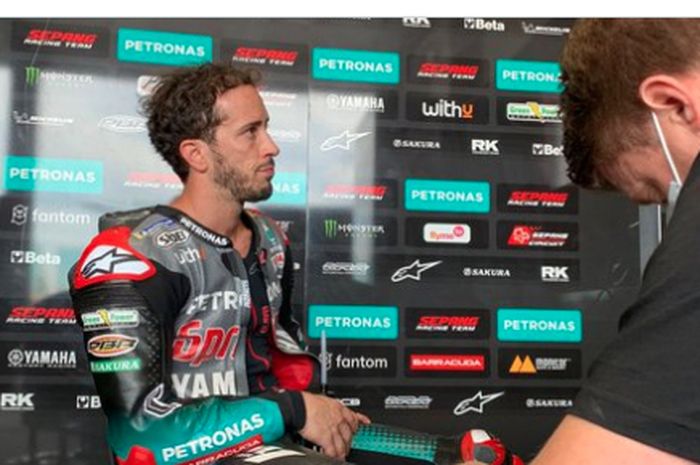 Pembalap Petronas Yamaha SRT, Andrea Dovizioso, saat tampil di tes Misano kedua, Rabu ( 22/9/2021).