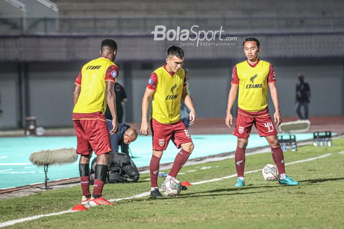Madura United resmi mendatangkan pemain timnas Indonesia Paulo Sitanggang.