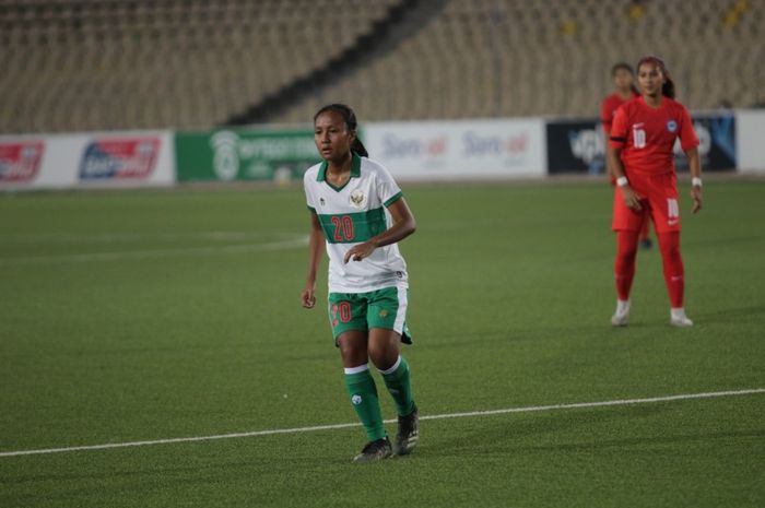 Pemain timnas wanita Indonesia, Viny Silfianus Sunaryo.