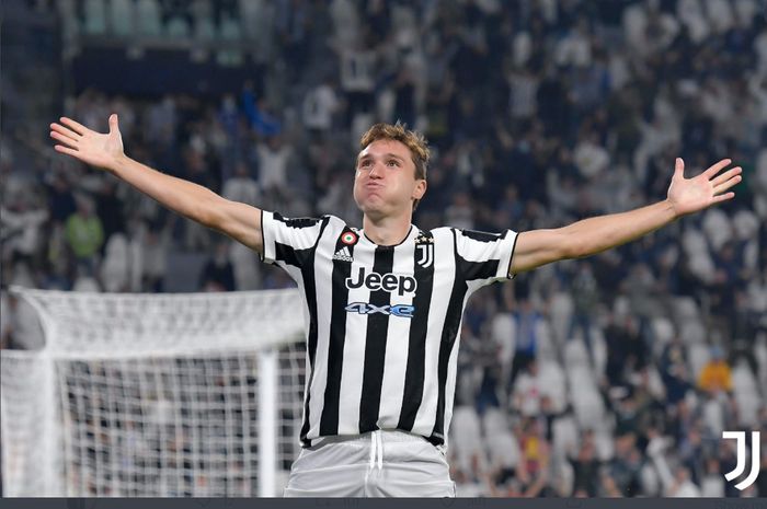 Federico Chiesa merayakan gol yang dicetaknya dalam laga Juventus vs Chelsea di Liga Champions, Rabu (29/9/2021) di Juventus Stadium.