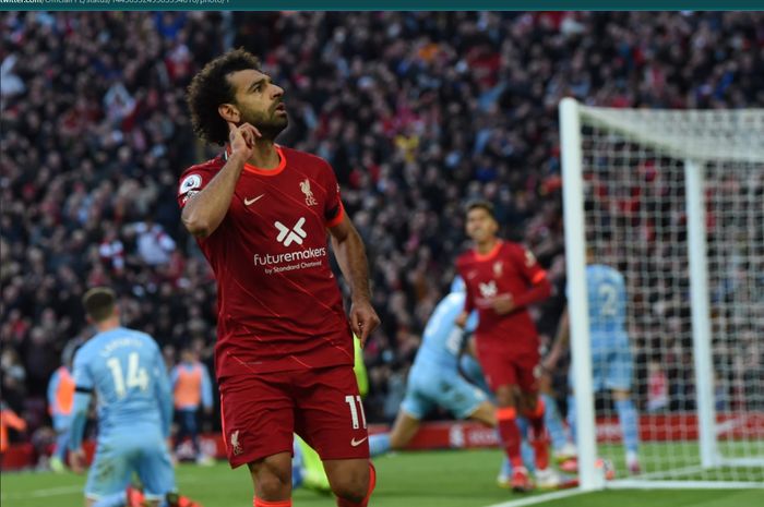 Momen selebrasi Mohamed Salah usai mencetak gol ke gawang Manchester City pada laga pekan ketujuh Liga Inggris 2021-2022.