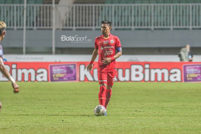 Bek Persija Jakarta, Maman Abdurahman, bernostalgia soal tampil di Piala Asia 2007 hingga mengungkapkan penyesalan terbesar bersama timnas Indonesia.