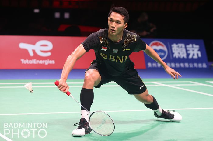 Jonatan Christie saat tampil pada babak penyisihan Grup A Thomas Cup 2020 melawan Taiwan, Rabu (13/10/2021)