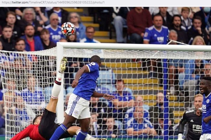 Cristiano Ronaldo salto ngawur, Man United dibantai Leicester City dalam hujan 6 gol di Liga Inggris.