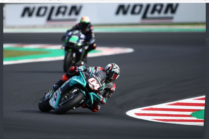 Pembalap Petronas Yamaha SRT, Andrea Dovizioso, saat mengaspal pada balapan MotoGP Emilia Romagna di Sirkuit Misano, Italia, Minggu (24/10/2021).