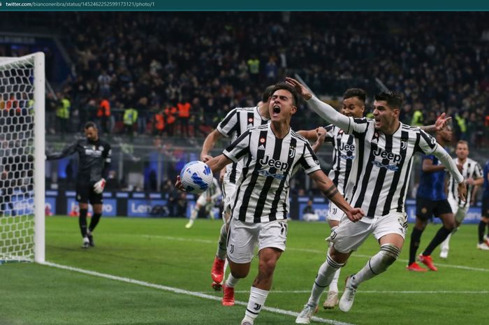 Para pemain Juventus merayakan gol yang dicetak oleh Paulo Dybala dan membuat laga kontra Inter Milan berakhir imbang 1-1.