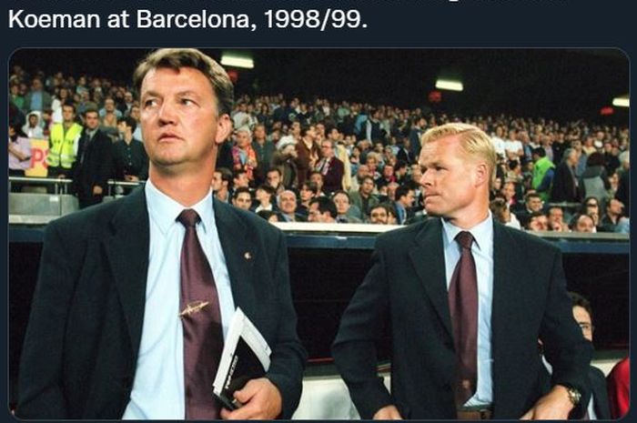 Ronald Koeman (kanan) saat menjadi asisten Louis van Gaal di Barcelona pada 1998-1999.