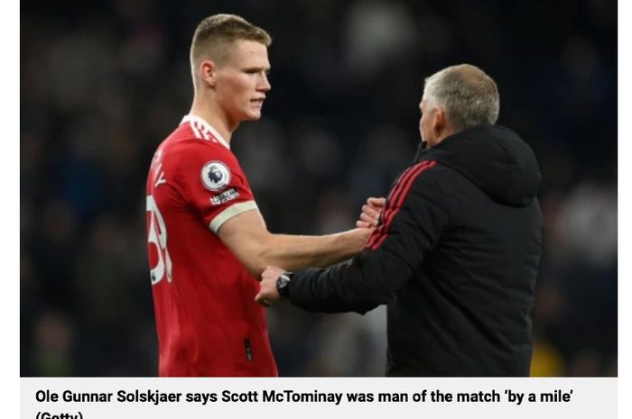 Ole Gunnar Solskjaer (kanan) dan Scott McTominay