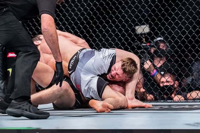Dan Hooker yang pernah dikalahkan Islam Makhachev ajukan dirinya jadi pengganti di duel Conor McGregor vs Michael Chandler.