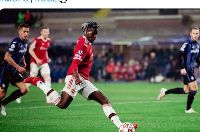 Gelandang Manchester United, Paul Pogba, beraksi dalam laga Grup F Liga Champions kontra Atalanta di Stadio di Bergamo, Selasa (2/11/2021).