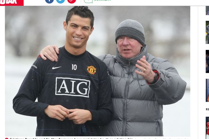 Cristiano Ronaldo (kiri) saat bersama Sir Alex Ferguson (kanan).