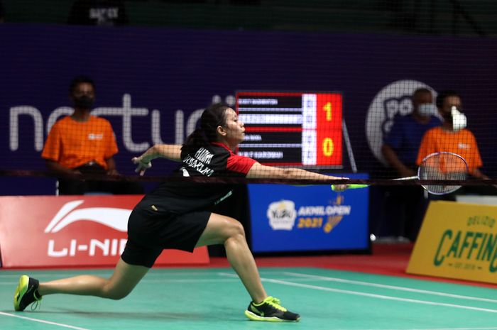 Ruzana (PB Djarum Kudus), pada pertandingan semifinal YUZU Isotonic Akmil Open 2021 kategori Tunggal Putri U19, Sabtu (6/11) siang, di GOR Djarum, Magelang, Jawa Tengah.