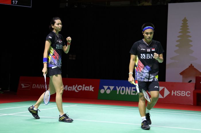 Pasangan ganda campuran Indonesia, Hafiz Faizal/Gloria Emanuelle Widjaja, pada babak pertama Indonesia Masters 2021 di Bali International Convention Centre, Nusa Dua, Bali, Rabu (17/11/2021).