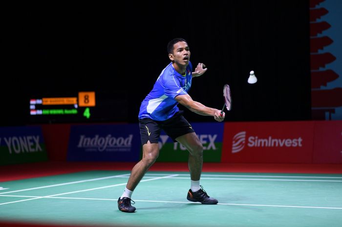 Pebulu tangkis tunggal putra Indonesia, Chico Aura Dwi Wardoyo, pada babak pertama Indonesia Open 2021 di Bali International Convention Centre, Rabu (24/11/2021).