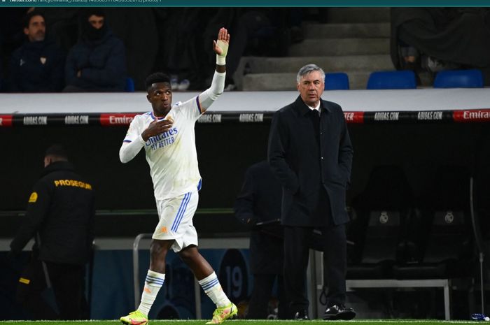 Vinicius Jr tampil ciamik saat membela Real Madrid melawan Sevilla dalam lanjutan Liga Spanyol 2021-2022.