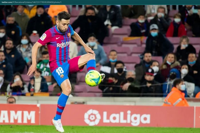 Jordi Alba dikabarkan segera menyusul Lionel Messi ke Amerika Serikat. Inter Miami pun sah menjadi panti jomponya Barcelona.