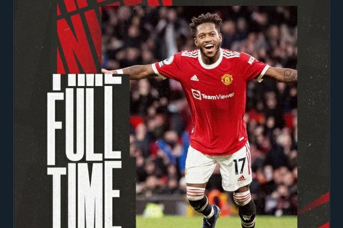 Gelandang Manchester United, Fred, merayakan gol yang ia cetak ke gawang Crystal Palace pada lanjutan Liga Inggris di Stadion Old Trafford, Minggu (5/12/2021).