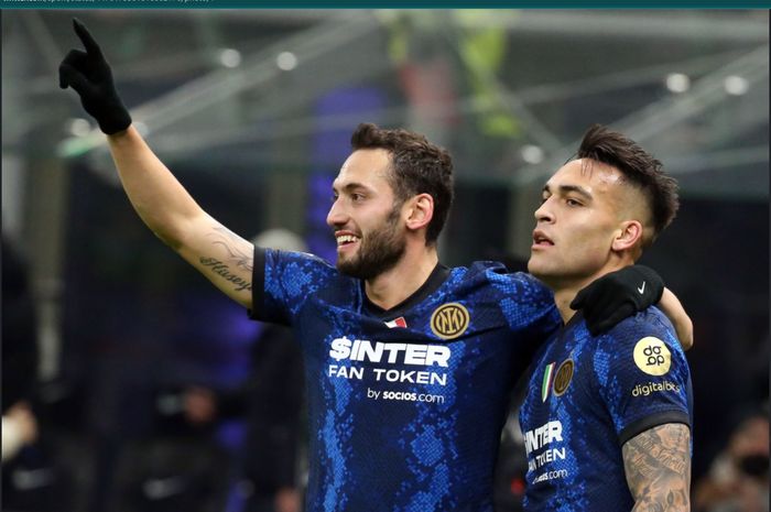 Hakan Calhanoglu cetak satu gol dalam kemenangan 4-0 Inter Milan atas Cagliari.