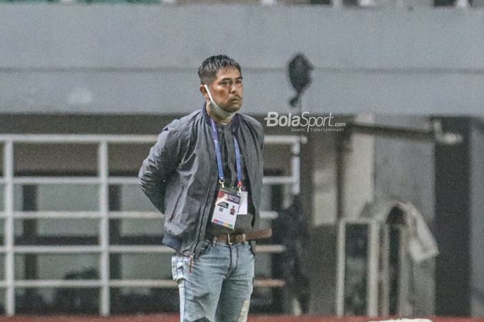 Eks pelatih kepala Timnas Indonesia, Nil Maizar, yang kini menjadi arsitek utama klub Liga 2, Persiba Balikpapan.