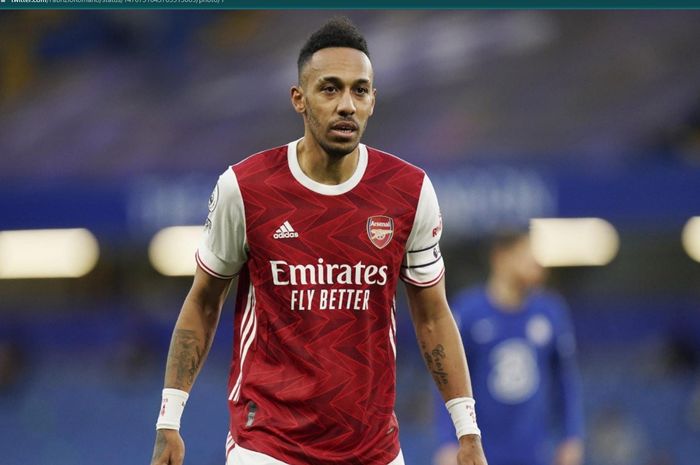 Penyerang Arsenal, Pierre-Emerick Aubameyang, diperingatkan bahwa dirinya tak akan pernah mendapatkan kesempatan kedua dari The Gunners. 