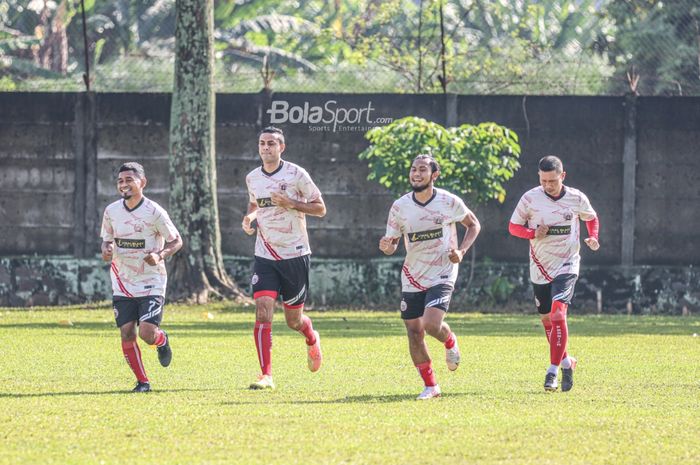 Suasana latihan Persija di Por Pelita Jaya, Sawangan, Jawa Barat.