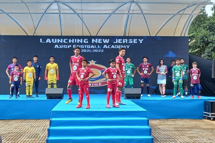 SSB ASIOP melakukan launching jersey di Sentul, Kabupaten Bogor, Jawa Barat