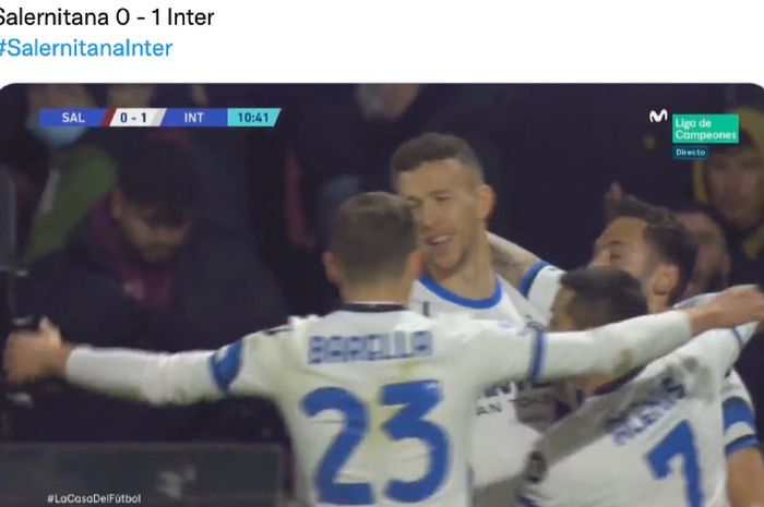 Para pemain Inter Milan merayakan gol Ivan Perisic ke gawang Salernitana pada pertandingan Liga Italia, Jumat (17/12/2021) waktu setempat atau Sabtu dini hari WIB.