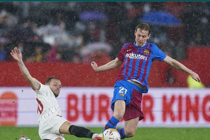 Barcelona dan Sevilla harus puas berbagi satu angka setelah bermain imbang 1-1.