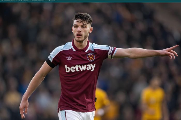 Gelandang bertahan West Ham United, Declan Rice, menjadi incaran utama Manchester United.