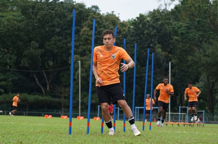 Egy Maulana Vikri saat mengikuti latihan timnas Indonesia jelang laga kontra Singapura di semifinal Piala AFF 2020.