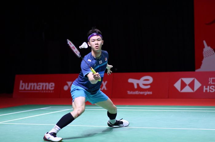 Pebulu tangkis tunggal putra Malaysia, Lee Zii Jia, pada BWF World Tour Finals 2021 di Bali International Convention Centre, Nusa Dua.