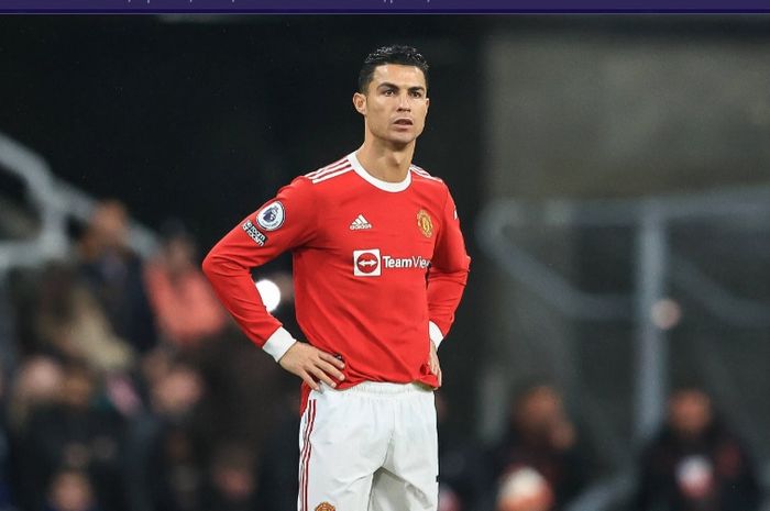 Cristiano Ronaldo tampil sebagai starter saat Manchester United melawat ke markas Newcastle United di Stadion St James' Park dalam pertandingan pekan ke-19 Liga Inggris 2021-2022 pada Senin (27/12/2021) waktu setempat itu