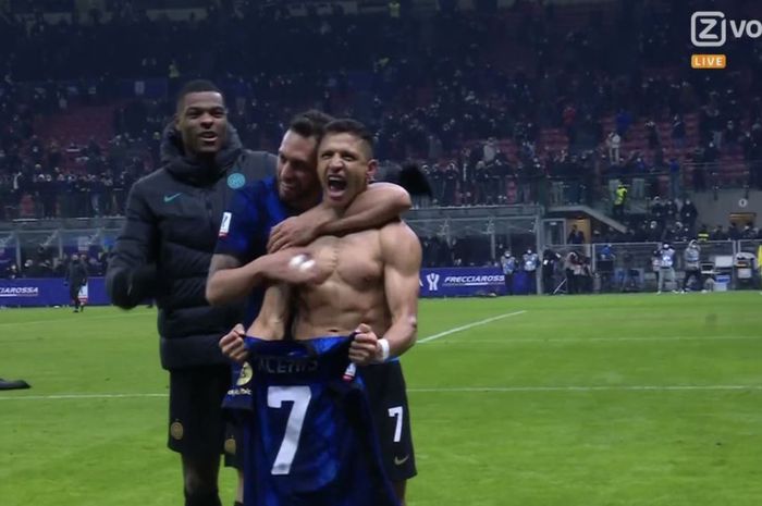 Inter Milan juara berkat gol dengan menit paling akhir akhir sepanjang sejarah Piala Super Italia dengan menundukkan Juventus.