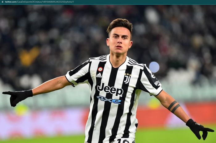 Penyerang Juventus, Paulo Dybala membuka peluang meninggalkan Turin pada musim panas 2022.