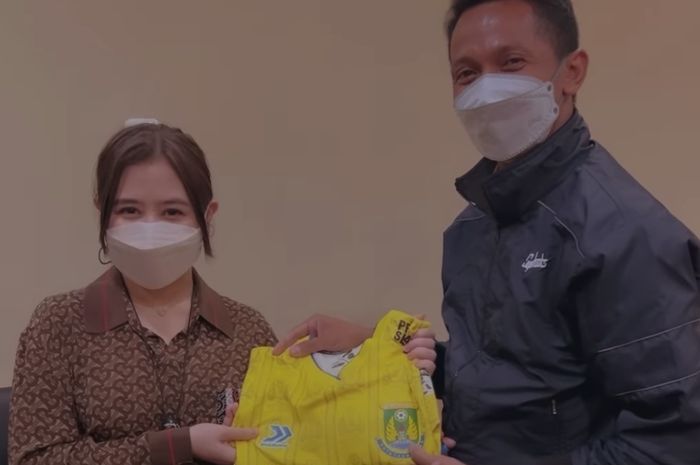 Artis Prili Latuconsina resmi jadi pemilik Persikota Tangerang