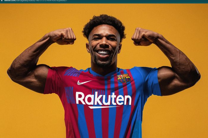 Winger Wolves, Adama Traore, resmi kembali ke Barcelona.