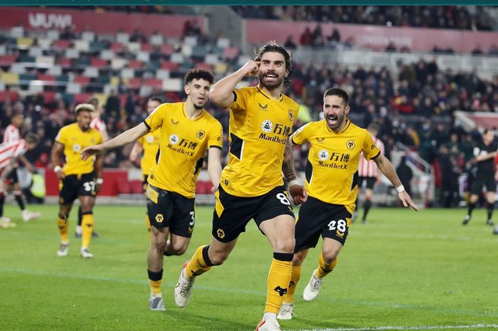 Gelandang tengah Wolverhampton Wanderers, Ruben Neves, tengah diminati Manchester United dan Arsenal.