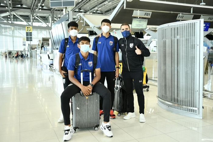 Skuad Thailand bertolak ke Kamboja untuk mengikuti ajang Piala AFF U-23 2022, Jumat (11/2/2022).