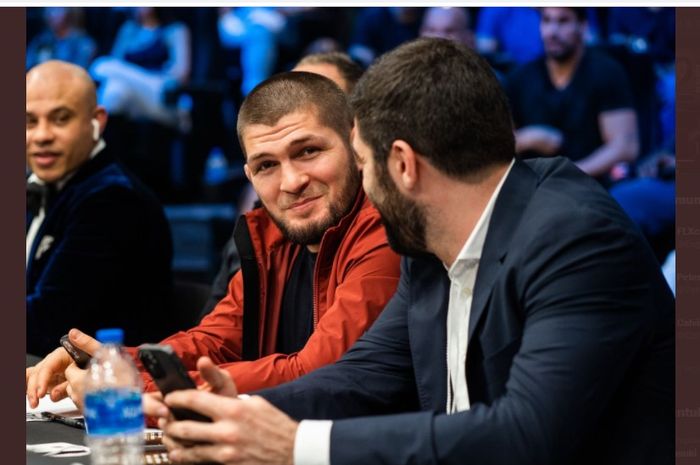 Khabib Nurmagomedov ketika sedang menghadiri acara Eagle FC 44 pada 28 Januari 2022.