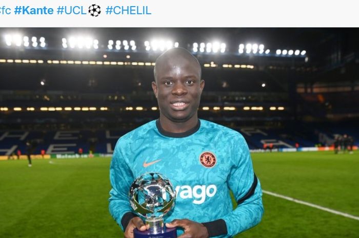 Menjadi incaran Manchester United, N'Golo Kante akhirnya buka suara.