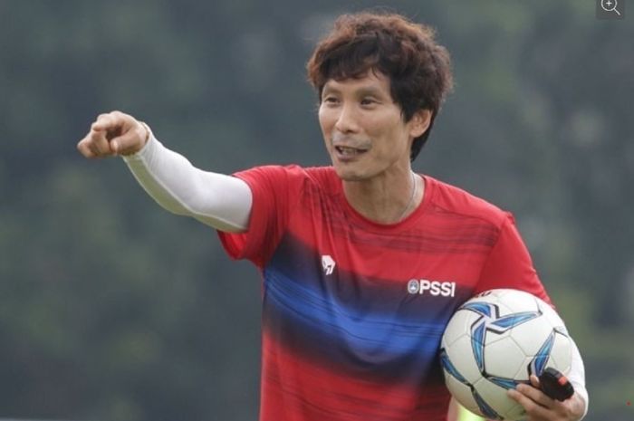 Mantan asisten Shin Tae-yong di Timnas Indonesia, Gong Oh-kyun, akan menggantikan Park Hang-seo untuk mengasuh Timnas U-23 Vietnam.