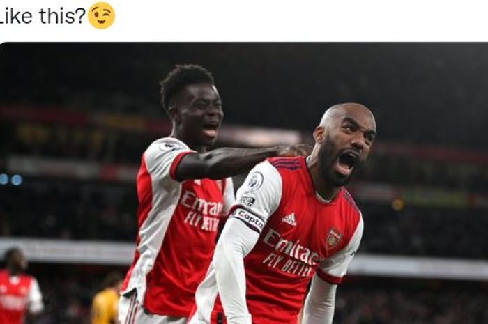 Striker Arsenal, Alexandre Lacazette, merayakan gol ke gawang Wolverhampton Wanderers dalam laga Liga Inggris di Stadion Emirates, Kamis (24/2/2022).