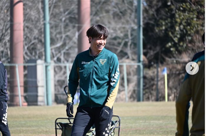 Gelandang Tokyo Verdy, Junki Koike