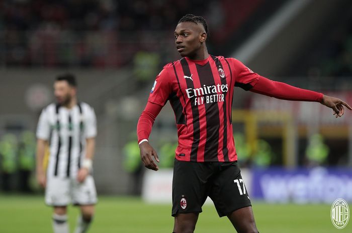 Striker AC Milan, Rafael Leao