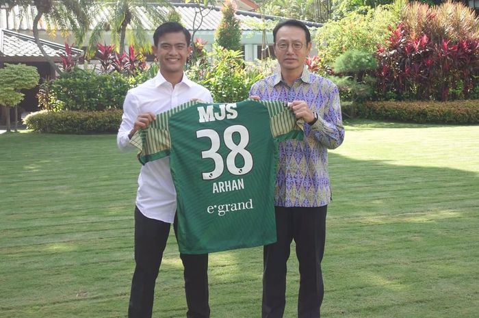 Pratama Arhan bertemu dengan Duta Besar Jepang untuk Indonesia, Kenji Kanasugi di Jakarta, Rabu (2/3/2022).