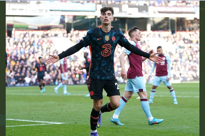 King Kai Havertz tak kenal ampun dan berhasil mengantarkan Chelsea menggulung Burnley pada pekan ke-28 Liga Inggris 2021-2022.